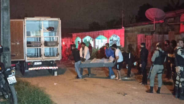 Motoboy é executado com sete disparos de arma de fogo a caminho do trabalho, no João Eduardo 